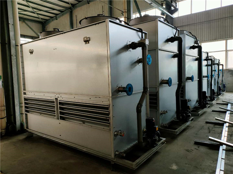 閉式冷卻塔的安裝現場